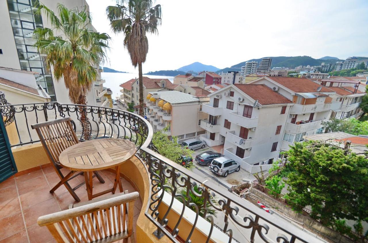Hotel Meduza Bečići Zewnętrze zdjęcie