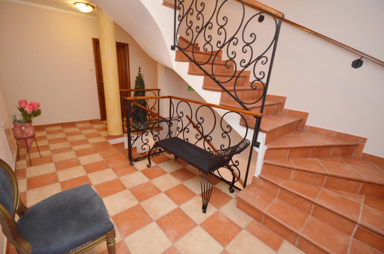 Hotel Meduza Bečići Zewnętrze zdjęcie