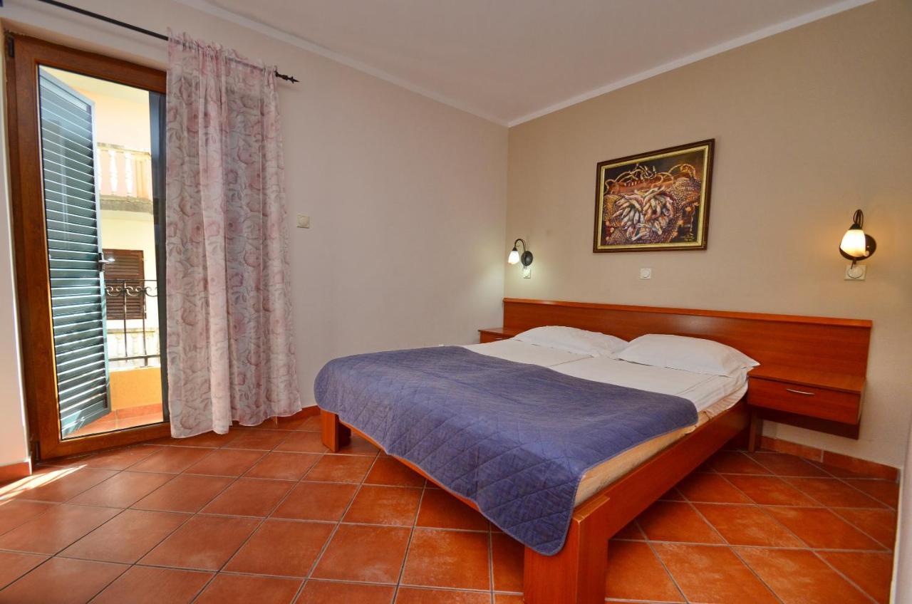 Hotel Meduza Bečići Zewnętrze zdjęcie