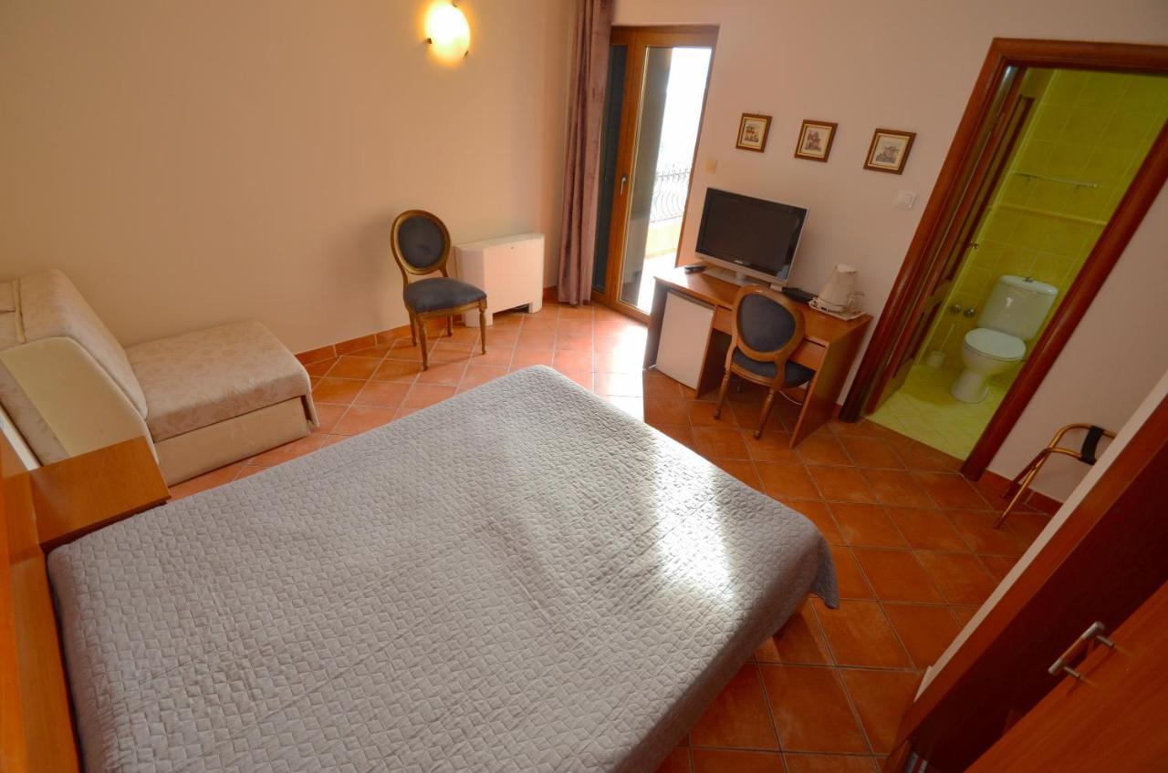 Hotel Meduza Bečići Zewnętrze zdjęcie