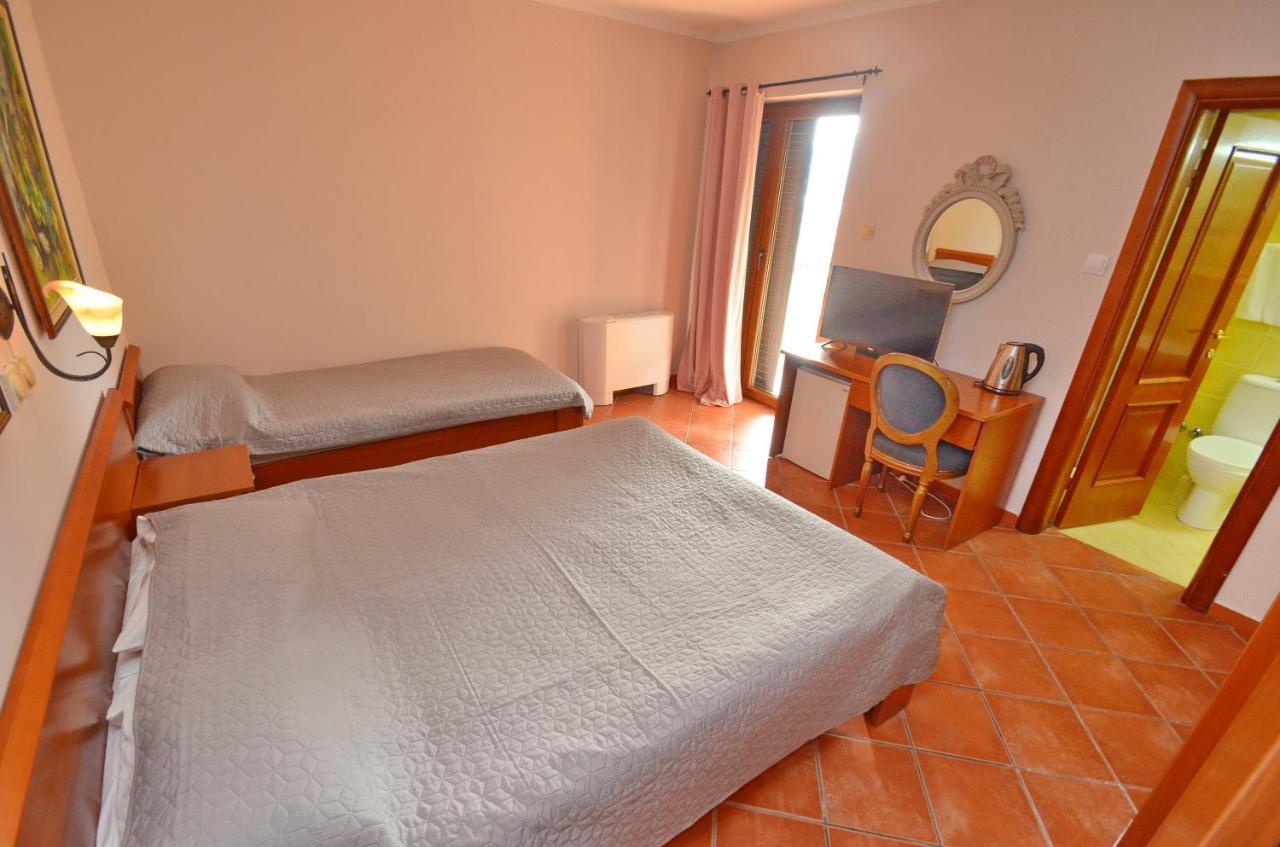 Hotel Meduza Bečići Zewnętrze zdjęcie